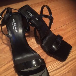 Steve Madden strappy heeled sandal size 9